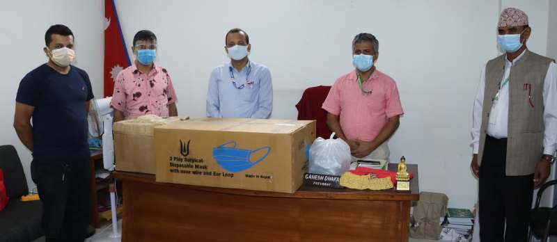 जिल्ला सहकारी संघद्धारा पत्रकारलाई स्वास्थ्य सुरक्षा सामग्री प्रदान